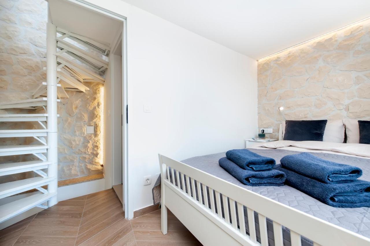 Вилла Casa Bellavista Sea View Ровинь Экстерьер фото