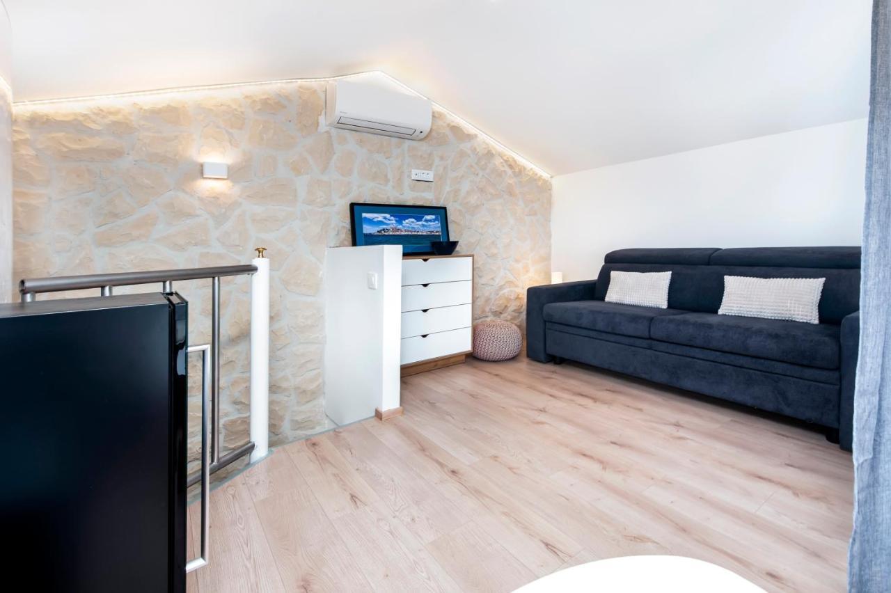 Вилла Casa Bellavista Sea View Ровинь Экстерьер фото